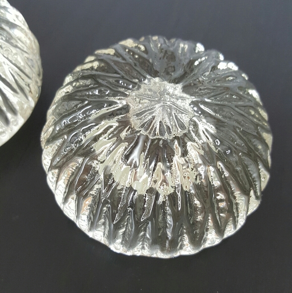 Create hygge with these MCM Finnish Iittala Votive Candleholders - Picture 7 of 7